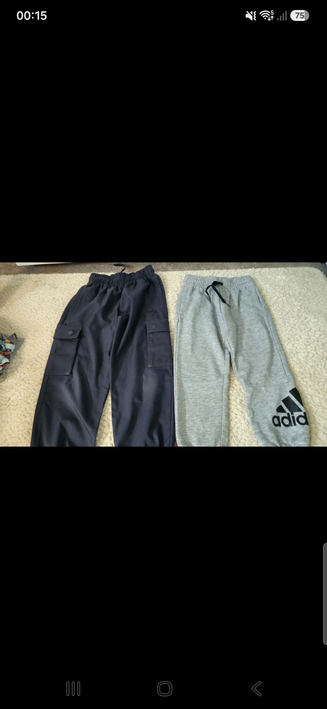 Lot jogging Adidas 6/7 ans en bon état